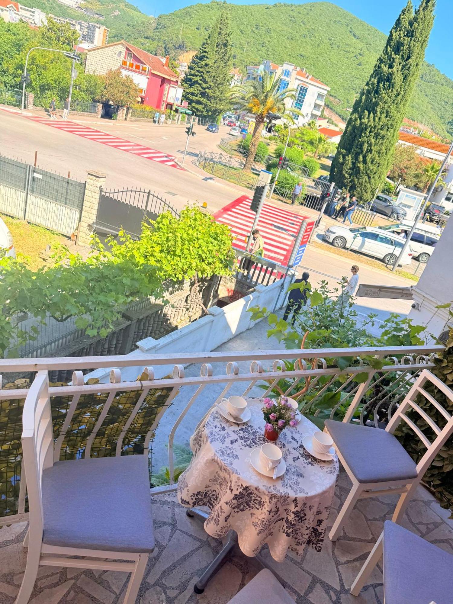 Gostinjska kuća Miray *